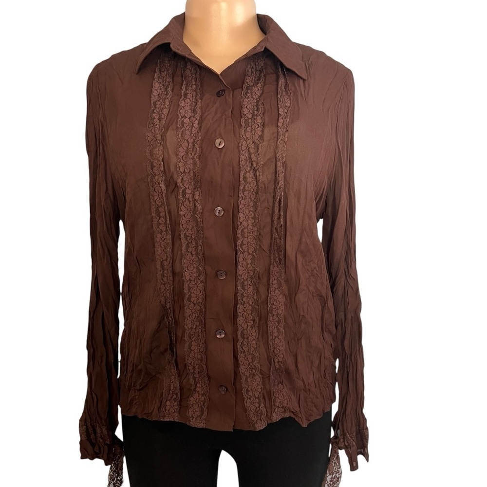 3/$30 ☀️ E.C Designs Vintage Brown Lace Button Up Blouse